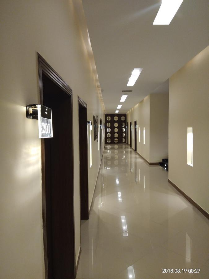 S Chalet ملتان المظهر الخارجي الصورة