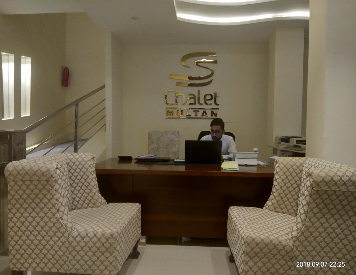 S Chalet ملتان المظهر الخارجي الصورة